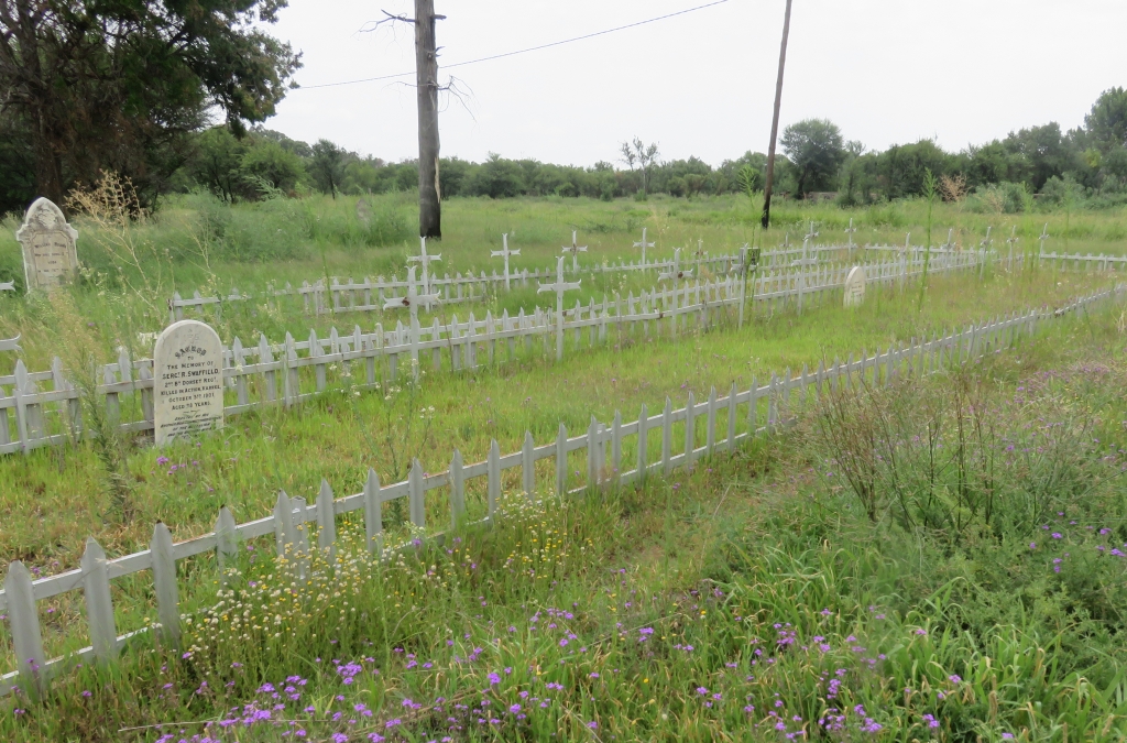 Brandfort British cemetery.jpg